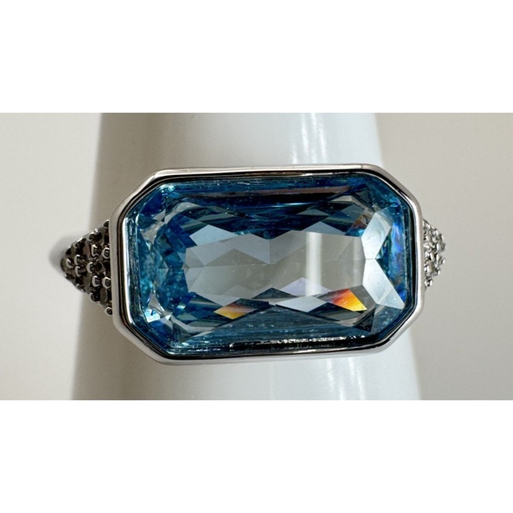 Size 6 Bomb Party Ring - RG52831 "All The Answers" Aquamarine CZ On Rhodium